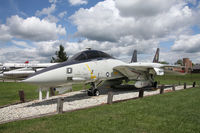 162912 @ KGUS - A tomcat somewhere in Indiana - by olivier Cortot