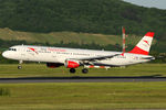 OE-LBC @ VIE - myAustrian (Austrian) Airlines - by Chris Jilli