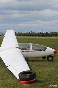 G-CHPW @ X6KR - A close-up view of 'HPW feeling tyred at Portmoak gliding field, Scotland. - by Clive Pattle
