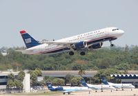 N117UW @ FLL - US Airways A320 - by Florida Metal