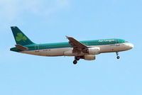 EI-DVE @ EGLL - Airbus A320-214 [3129] (Aer Lingus) Home~G 22/05/2015. On approach 27L. - by Ray Barber