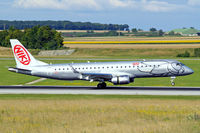 OE-IHB @ LOWW - Embraer Emb-195-100LR [19000294] (flyniki) Vienna-Schwechat~OE 13/07/2009 - by Ray Barber