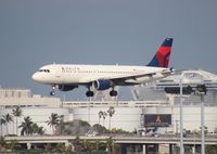 N370NW @ FLL - Delta A320 - by Florida Metal