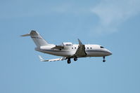 N914Y @ KSRQ - Chantilly Air Flight 70 (N914Y) arrives at Sarasota-Bradenton International Airport following flight from Manassas Regional Airport - by Donten Photography