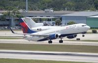 N393DA @ FLL - Delta 737-800 - by Florida Metal