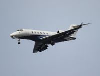N524FX @ MCO - Challenger 300 - by Florida Metal