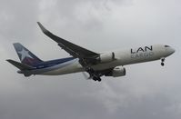 N524LA @ MIA - LAN Colombia Caro 767-300 on a go-around - by Florida Metal