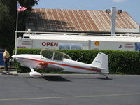 N28MW @ SZP - 1986 Waldorf VAN's RV-4, Lycoming O-320, the builder data plate has M Waldrop as builder (which see in another photo), the FAA registration is M Waldorf. Refueling. - by Doug Robertson