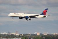 N672DL @ MIA - Delta