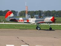 PH-KWI @ EHLE - taxi to parking - by Volker Leissing