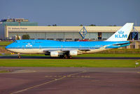 PH-BFF @ EHAM - Boeing 747-406M [24202] (KLM Royal Dutch Airlines) Amsterdam-Schiphol~PH 07/08/2014 - by Ray Barber