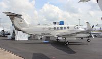 N831MC @ ORL - King Air 200 - by Florida Metal
