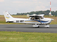 OO-HBY @ LFBH - Taxiing to the Southern apron for parking - by Shunn311