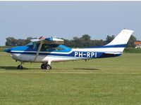 PH-RPI @ EHTX - taxi to rwy after airshow - by Volker Leissing