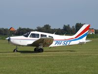 PH-SET @ EHTX - taxi to rwy after airshow - by Volker Leissing