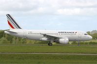 F-GRHV @ LFRB - Airbus A319-111, Taxiing to holding point rwy 25L, Brest-Bretagne airport (LFRB-BES) - by Yves-Q