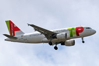 CS-TTN @ EGLL - Airbus A319-111 [1120] (TAP Portugal) Home~G 15/06/2013. On approach 27L. - by Ray Barber