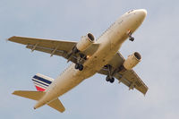 F-GRXE @ LFPG - Landing to CDG - by Photoplanes