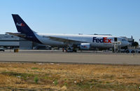 N681FE @ KOAK - FEDEX Express A300F4-605R loading @ Oakland International Airport, CA - by Steve Nation