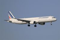 F-GMZA @ LFBO - Airbus A321-111, Short approach rwy 14L, Toulouse-Blagnac airport (LFBO-TLS) - by Yves-Q
