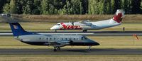 N284YV @ PDX - Departures on 28R - by Todd Royer