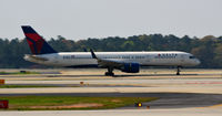 N662DN @ KATL - Landing Atlanta - by Ronald Barker