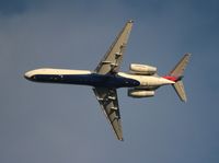 N958AT @ DTW - Delta arriving from Kansas City flying over Livonia Michigan at 7,000 ft - by Florida Metal
