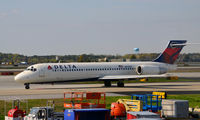 N919AT @ KATL - Taxi Atlanta - by Ronald Barker