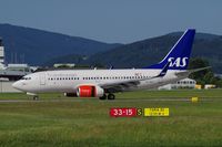 SE-REZ @ LOWS - arr. RWY 15 - by redcap1962