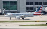 N4032T @ MIA - American A319 - by Florida Metal