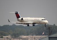 N8800G @ DTW - Delta Connection CRJ-440