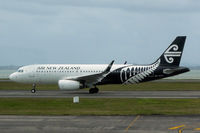 ZK-OXA @ NZAA - At Auckland - by Micha Lueck
