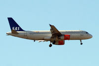 OY-KAS @ EGLL - Airbus A320-232 [3335] SAS Scandinavian Airlines Home~G 30/04/2015. On approach 27L. - by Ray Barber