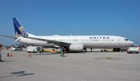 N66814 @ BKL - United 737-900 - by Florida Metal