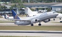 N77261 @ FLL - United - by Florida Metal