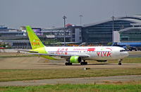 B-MAW @ VVTS - Boeing 767-38EER [24798] (Viva Macau) Ho Chi Minh-Tan Son Nhat International~VN 01/11/2009 - by Ray Barber