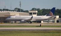 N88325 @ ATL - United Express E175, just 2 weeks old with the company at the time of the shot - by Florida Metal