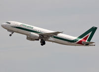 EI-DTB photo, click to enlarge EI-DTB photo, click to enlarge