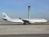 A7-AEB @ LFPG - Qatar Airways CDG T1 - by Jean Goubet-FRENCHSKY