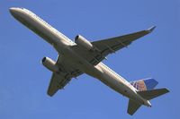N19136 @ LFPG - Boeing 757-224, Take off Rwy 27L, Roissy Charles De Gaulle Airport (LFPG-CDG) - by Yves-Q