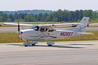 N6265T @ KPDK - Cessna 172S Skyhawk SP [172S-10733] (Epps Air Service) Atlanta-Dekalb Peachtree~N 22/04/2010 - by Ray Barber