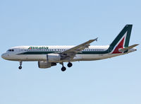EI-IKF photo, click to enlarge EI-IKF photo, click to enlarge