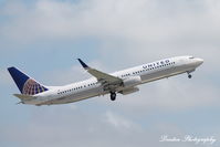 N28457 @ KSRQ - United Flight 1708 (N28457) departs Sarasota-Bradenton International Airport enroute to Chicago-O'Hare International Airport - by Donten Photography