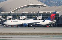 N198DN @ KLAX - Boeing 767-300 - by Mark Pasqualino