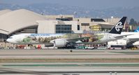 ZK-OKP @ LAX - Air New Zealand The Hobbit - by Florida Metal