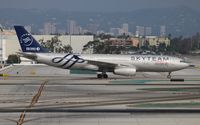 B-5949 @ LAX - China Eastern Sky Team