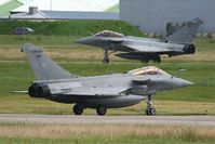 10 @ LFRJ - Dassault Rafale M, Taxiing after landing rwy 26, Landivisiau Naval Air Base (LFRJ) - by Yves-Q