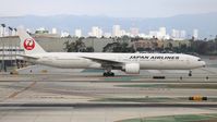 JA731J @ LAX - Japan Airlines - by Florida Metal