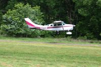 N2172F @ OH36 - Zanesville-Riverside fly-in - by Bob Simmermon