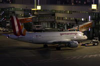 D-AKNF @ EDDL - Ready for push back into the night - by Günter Reichwein